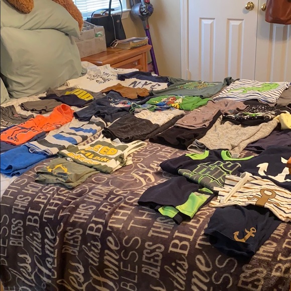 5T boys huge summer bundle! T-shirts and shorts - Picture 1 of 8